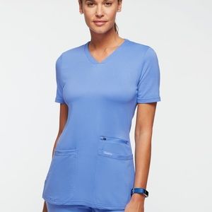 Jaanuu 4 Pocket Scrub Top